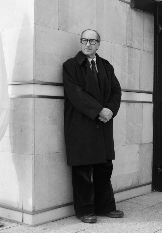 Vicenç Navarro