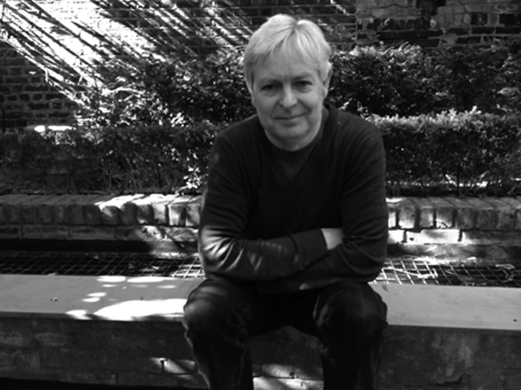 Jonathan Coe gana el Premio Flaiano