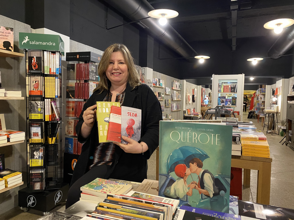 Un café con Esther, de la librería Moito Conto