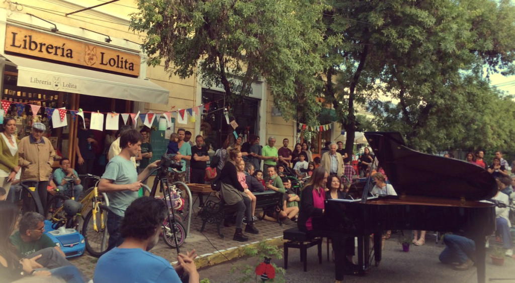 Un café con Francisco, de Librería Lolita, en Chile