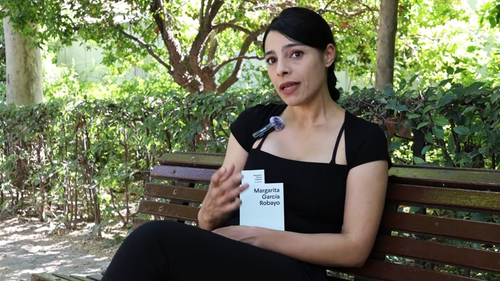 Margarita García Robayo habla sobre 'El afuera'